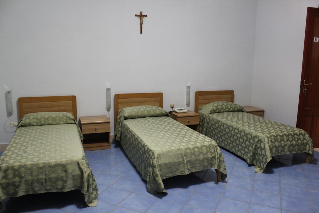 Ancelle Sorrento - Casa D'accoglienza